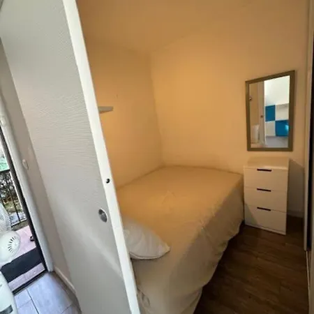 Appartement Cap D'agde De 1 à 4 Personnes, A 2 Min Du Port à Pied Agde
