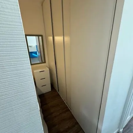 Cap D'agde Ideal Pour 2 Personnes, A 2 Minutes A Pied Du Port Agde