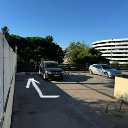 Cap D'agde Ideal Pour 2 Personnes, A 2 Minutes A Pied Du Port