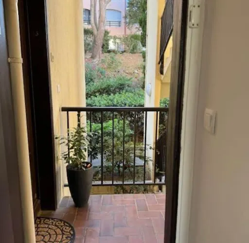 Cap D'agde De 1 à 4 Personnes, A 2 Min Du Port à Pied * Agde